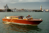 vintage wood boat Venice - cruiser DSC01910