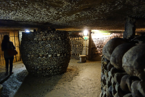 Catacombs 00761